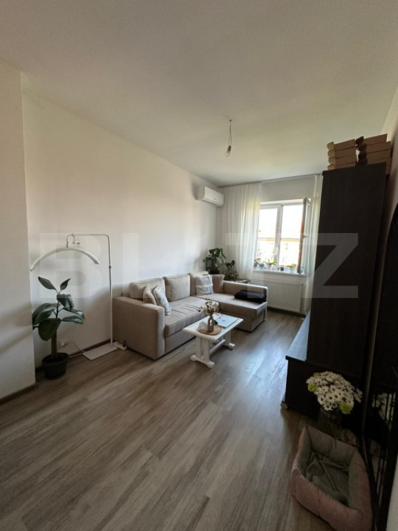 Apartament cu doua camere decomandate