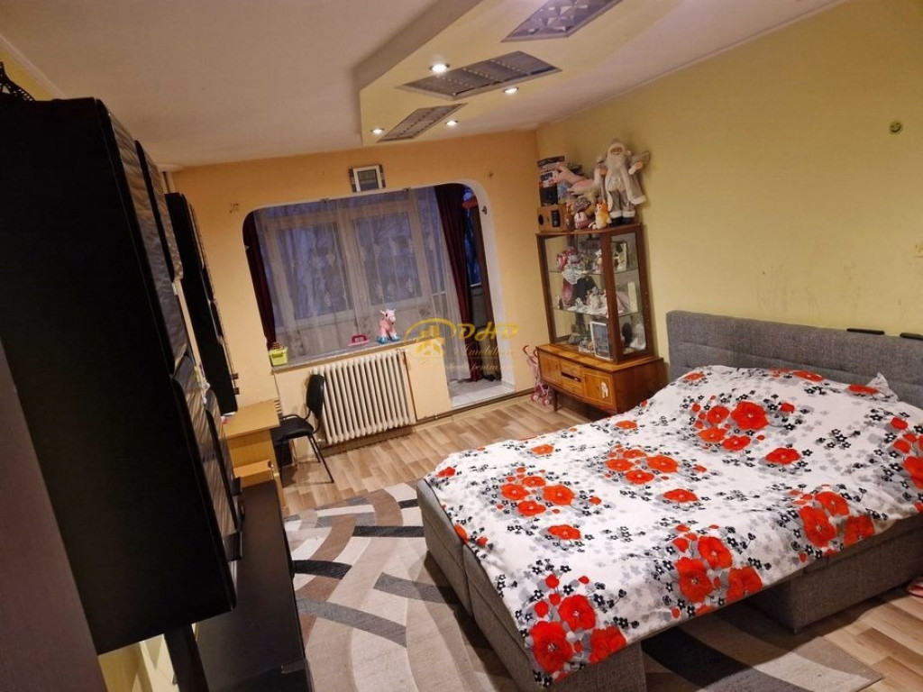 Apartament 3 camere - Gară