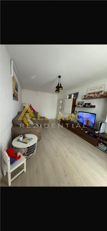 Apartament cu 3 camere
