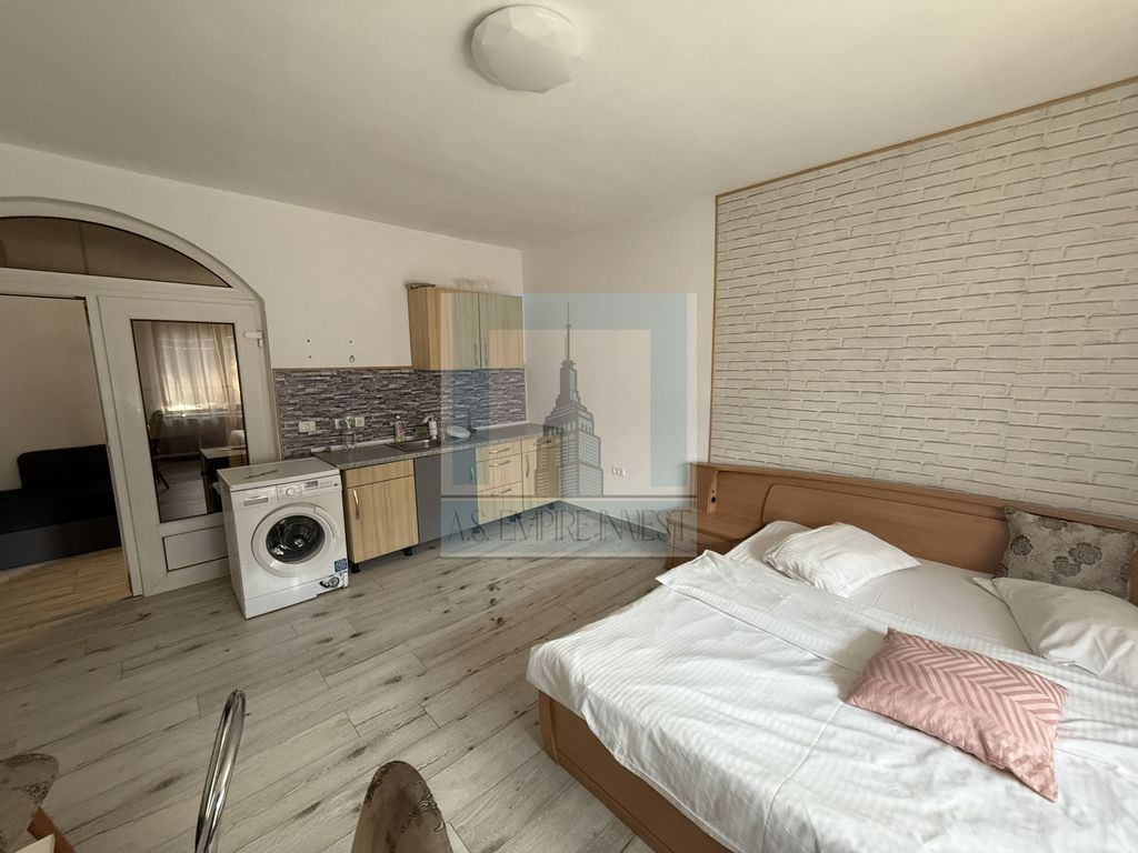 Studio, mobilat/utilat la casa- zona Astra