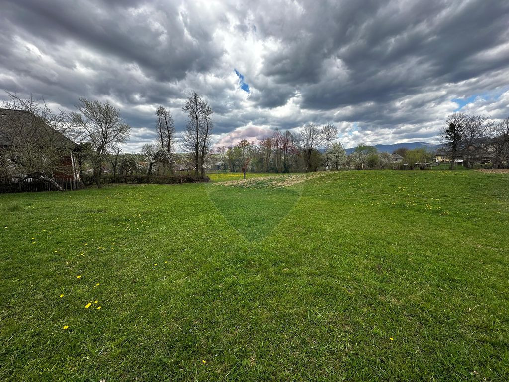 Viseul de Sus- CASA , priveliste, liniste ,