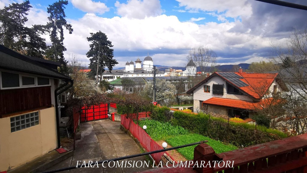 Apartament 4 camere - tip Penthouse - Zona 1 Mai