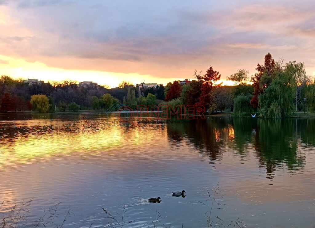 Serban Voda - Carol - Tineretului - 2 camere cu terasa