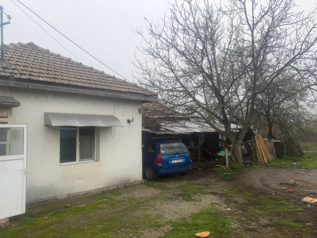 Apartament 2 camere in Casă / Vilă de vanzare str. Camp...