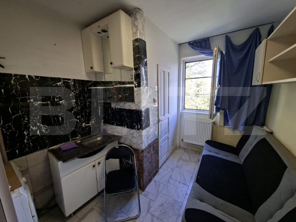 Garsoniera de vanzare