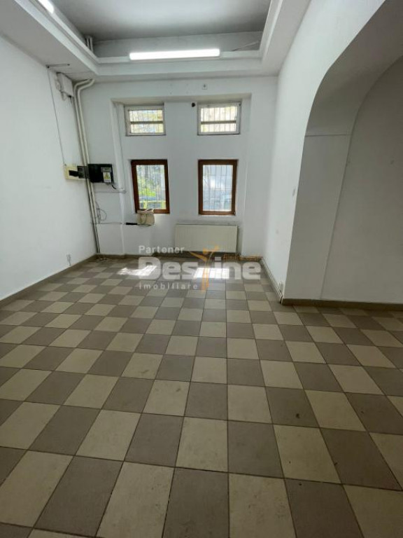???? Spațiu comercial de vânzare – Bd. Timișoara, part