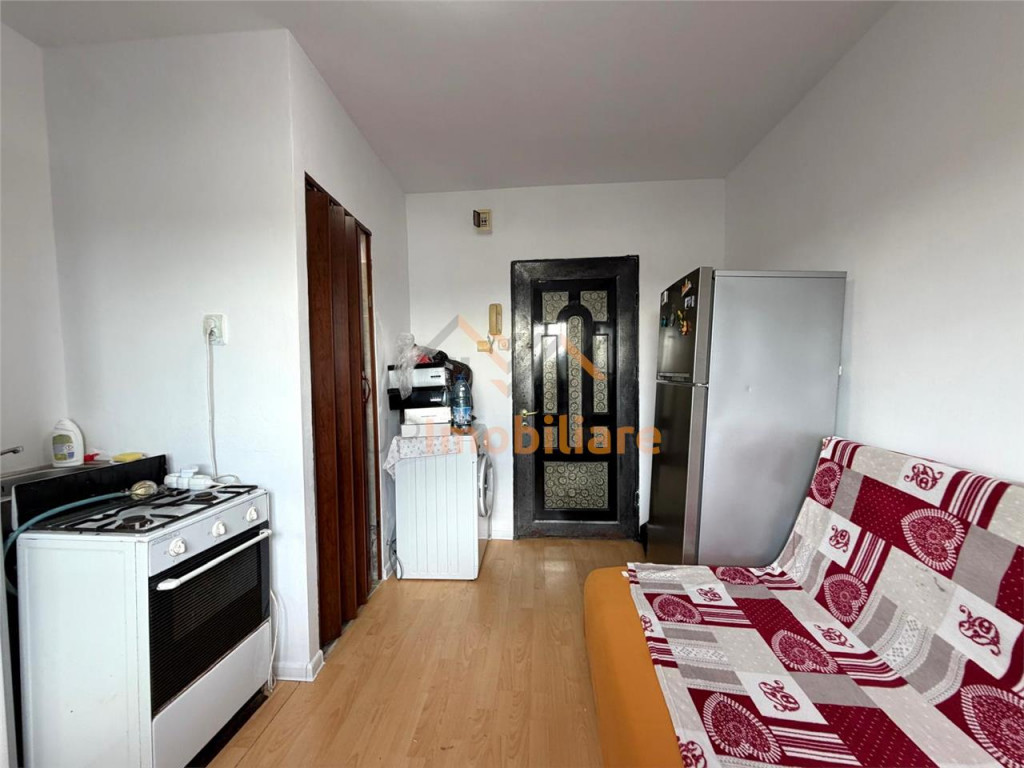 USCATORIE | ZONA SOVATA | ORADEA