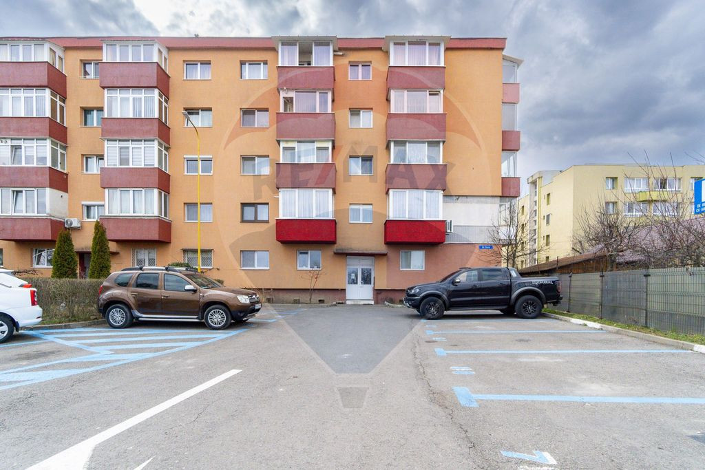 Apartament 2 camere decomandat | Cartier Craiter | Comisi...