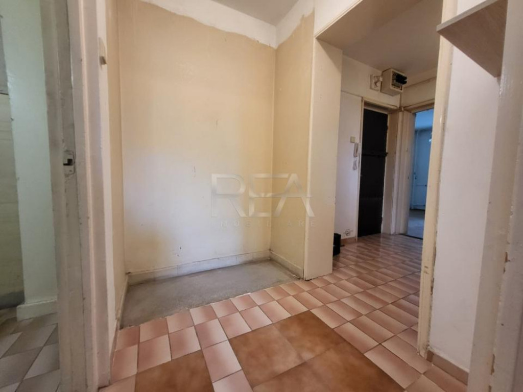 4 camere spatios - Nicolae Grigorescu