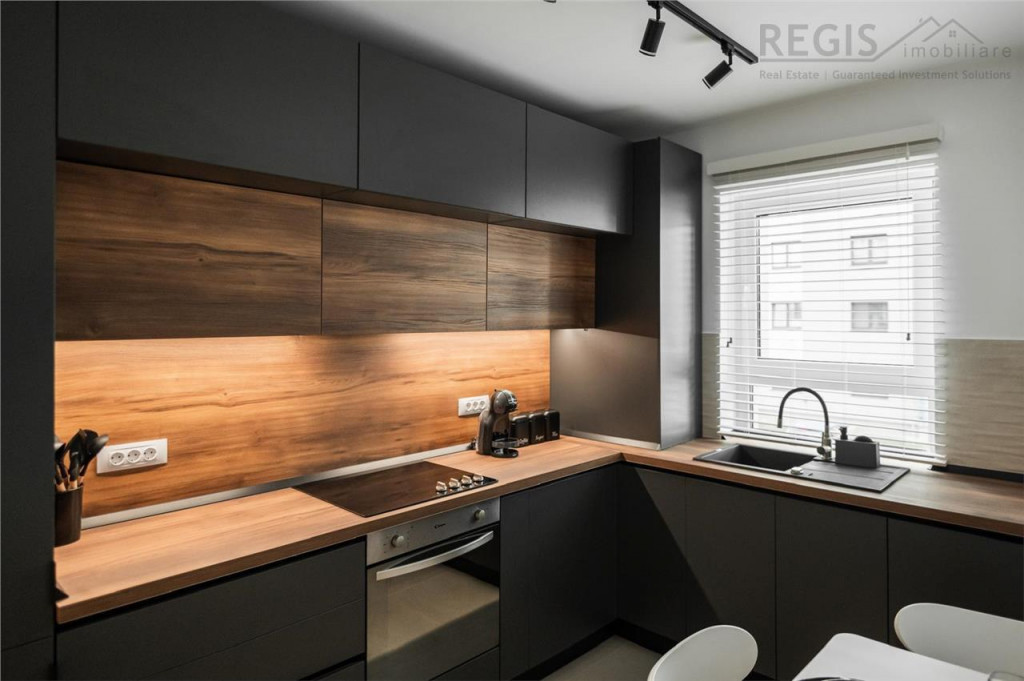 Apartament de inchiriat 2 camere Casa Nobel(Tractoru) cu loc