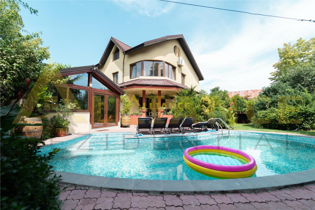{766 MP TEREN} Vila cu 7 camere | LUX - Piscina