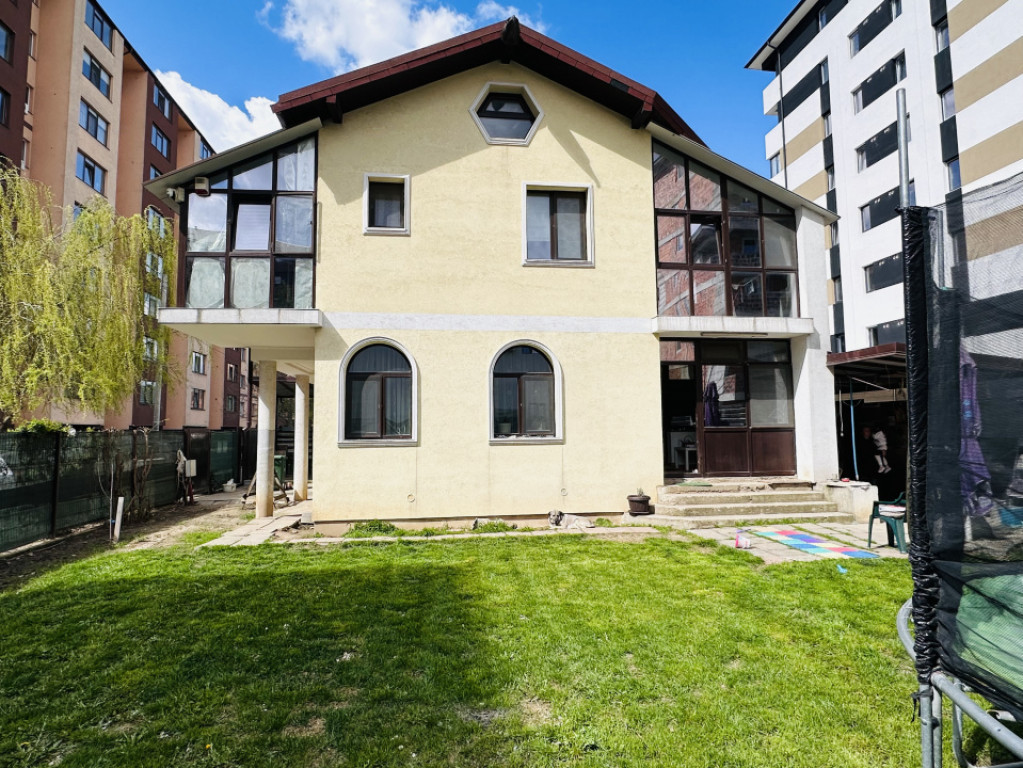 Vilă superbă individuala, 170 mp , 500 mp curte, Chiajna-T