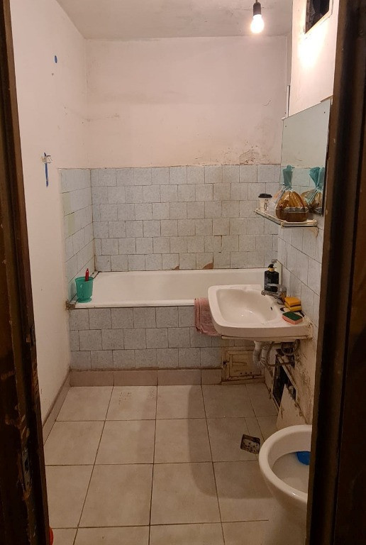 Apartament 3 camere – Locație excelentă Lacul Tei