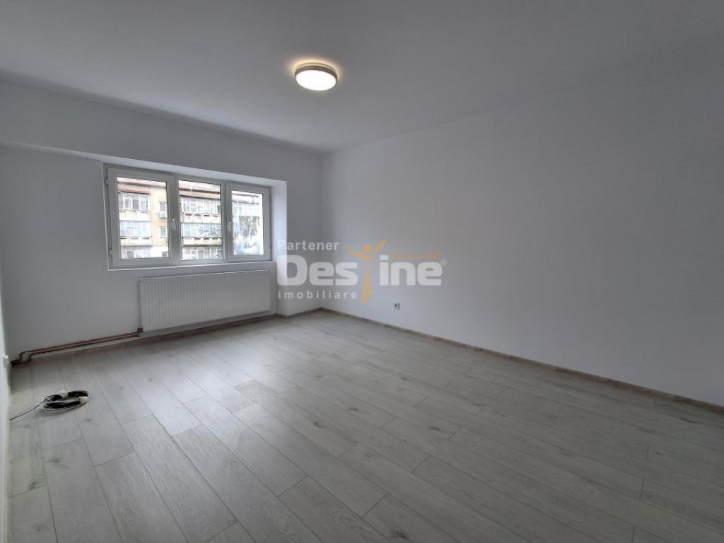 DACIA , Apartament 2 camere, DECOMANDAT, 108.500 EURO