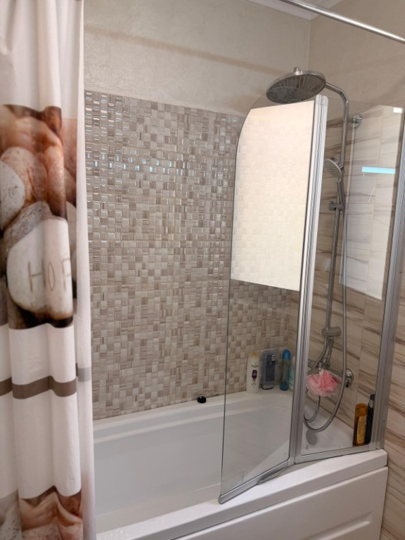 Inchiriere apartament 2 camere decomandat central