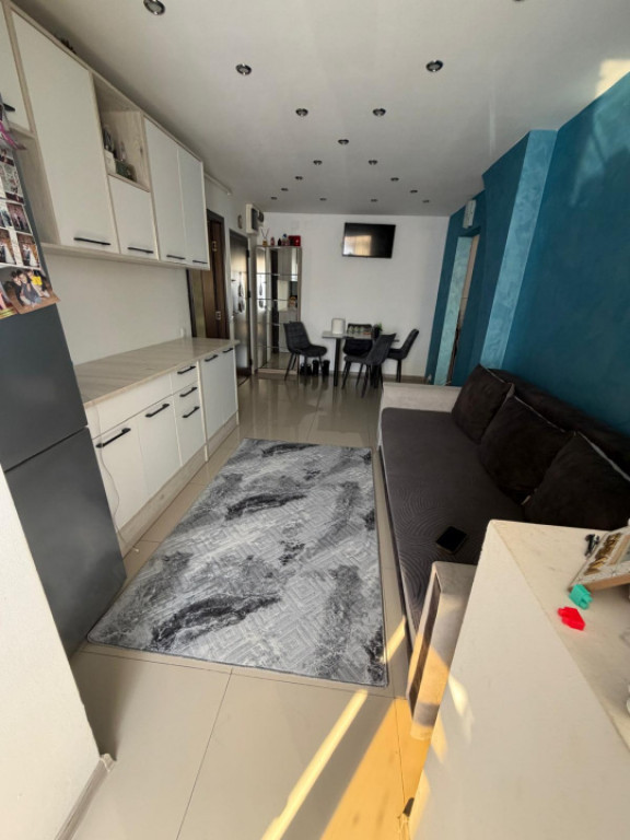 Apartament decomandat etajul 1/4 in K-uri, Filiasi.