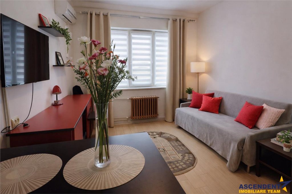 3D! Garsoniera cu baie si bucatarie, mobilata, loc parcare,