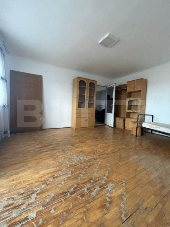 Apartament de 3 camere, decomandat, 66 mp, 2 balcoane închi