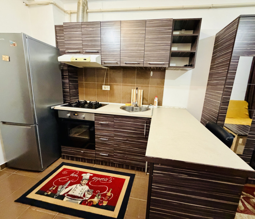 Studio cochet str Rezervelor poziționare excelentă, mobila