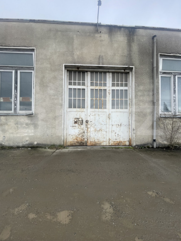 Spații comerciale / hale de închiriat – Bistrita, intre