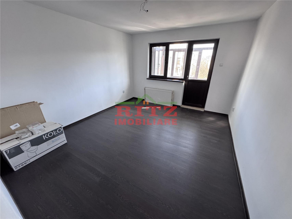 Nou! Ap. 4 cam. S=73 mp, et. 3, zona Zahana!