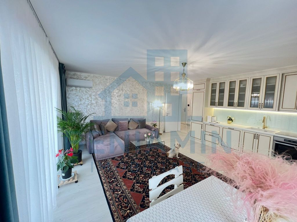 3 camere - decomandate - 83mp totali - boxa - Parcare - T...