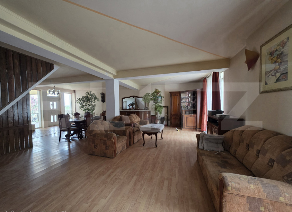 Casa P+M de vanzare, 215 mp, zona Lucian Blaga Satu Mare