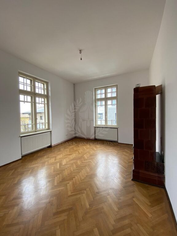 Spațiu Comercial // Birouri, 4 camere, ultracentral,