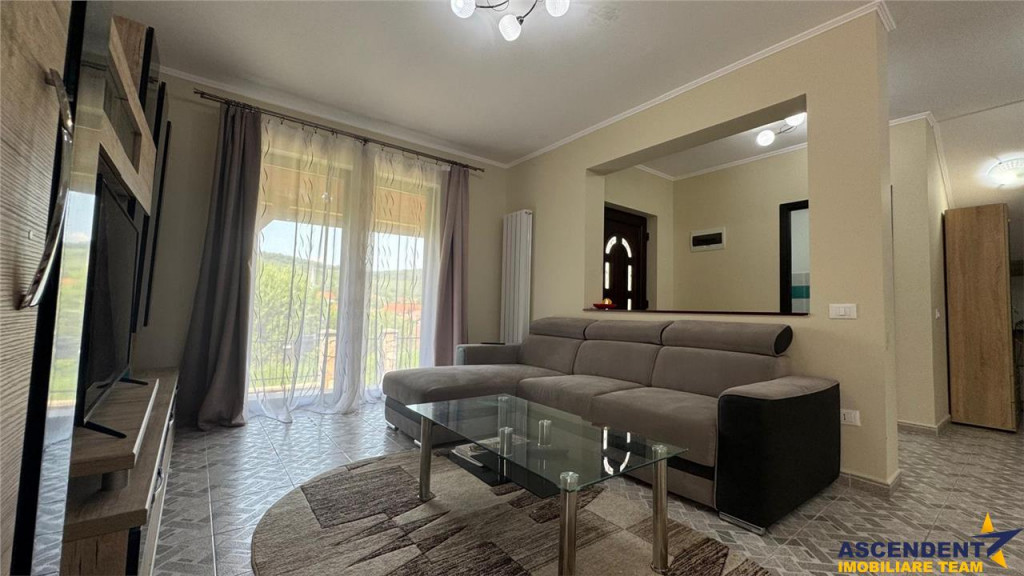 Casa rafinata,incantare peisagistica,garaj,securizare,Corunc