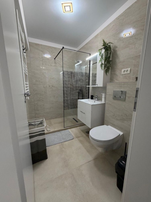 Berceni metrou biruintei etaj 6