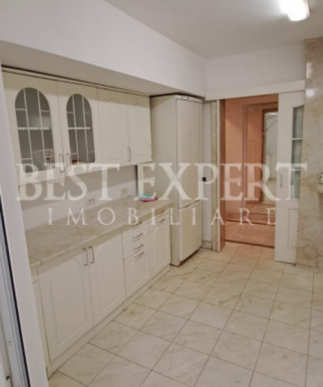 3 Camere de inchiriat DECEBAL | 100 mp