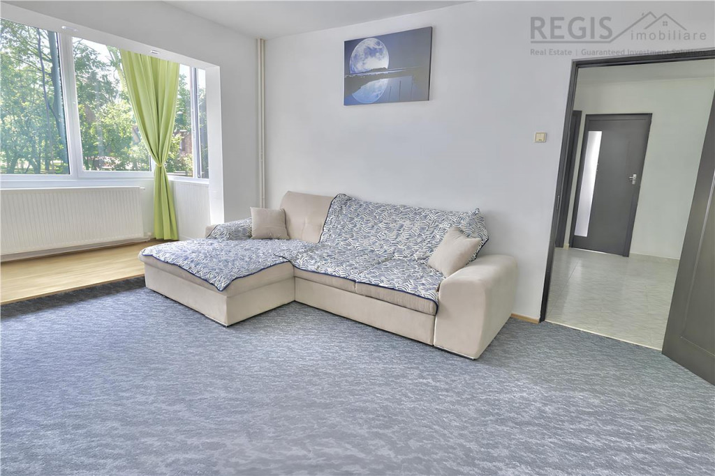 Apartament cu 3 camere si parcare zona Gemenii de inchiriat