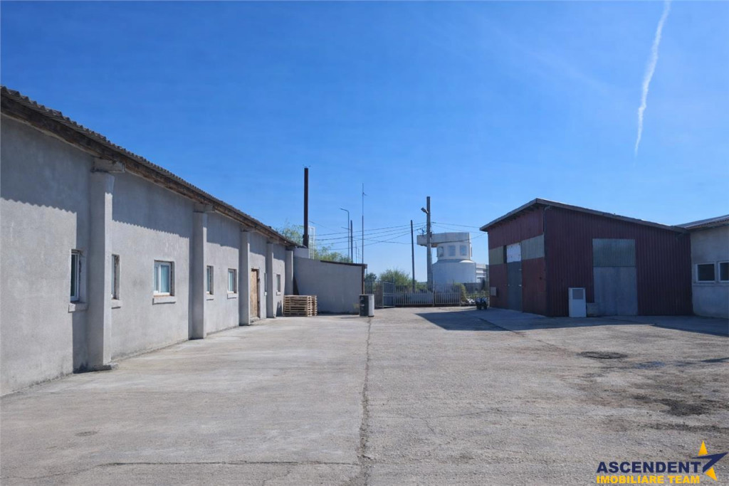 Hala industriala versatila,spatii cazare, platforma betonata