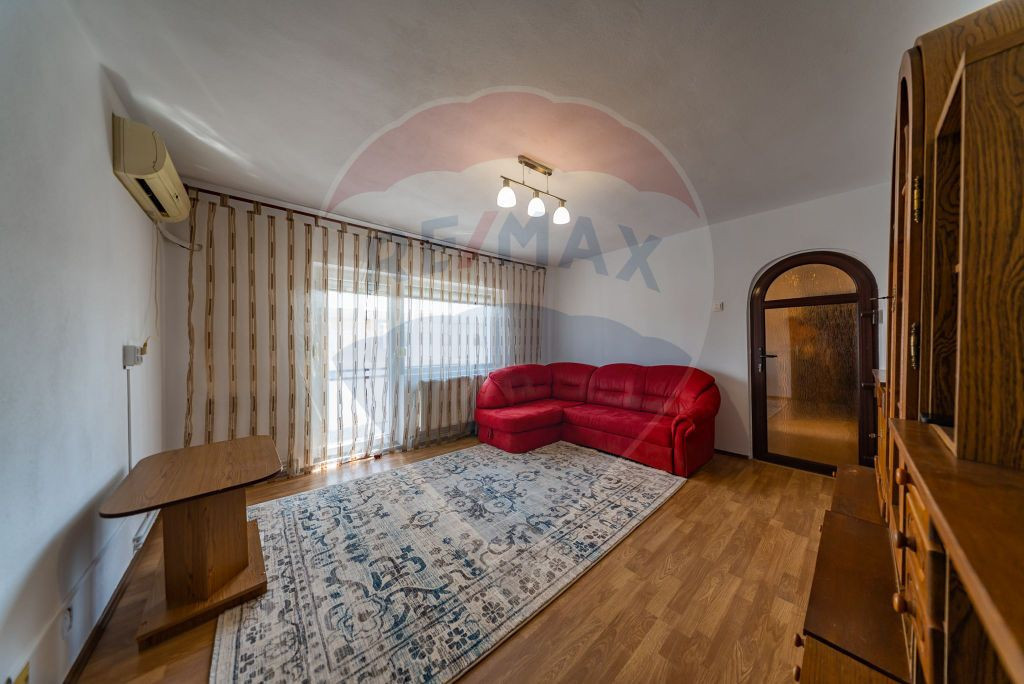 Apartament cu 2 camere de închiriat în zona Micalaca