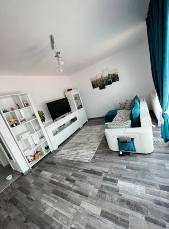 Garsoniera tip studio - zona Avantgarden