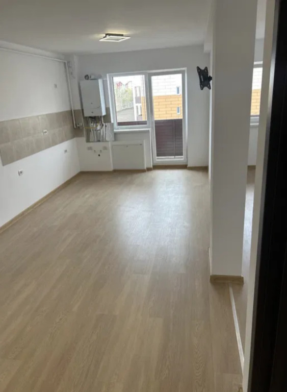 Apartament 2 camere, tip studio - zona Sanpetru