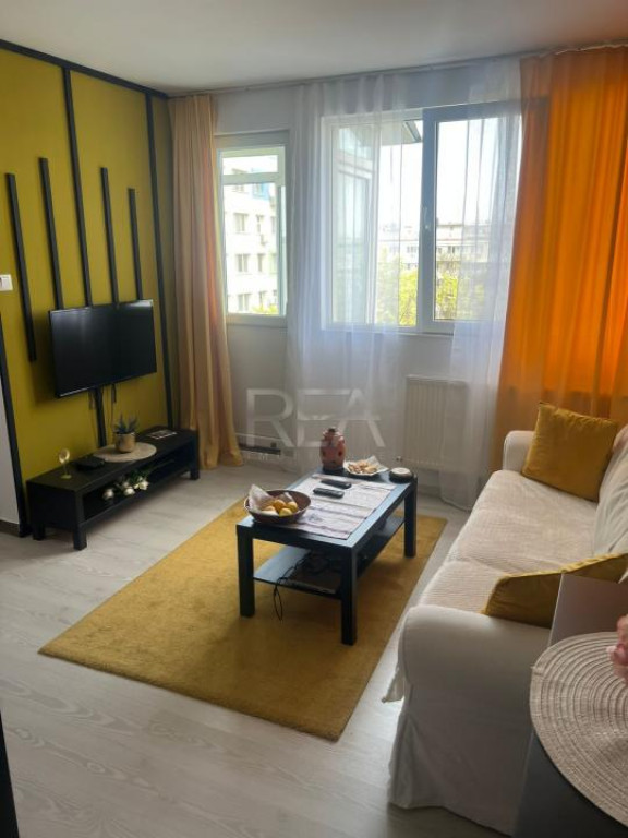 Ion Mihalache | 2 Camere Decomandat | Vedere Panoramică | 5