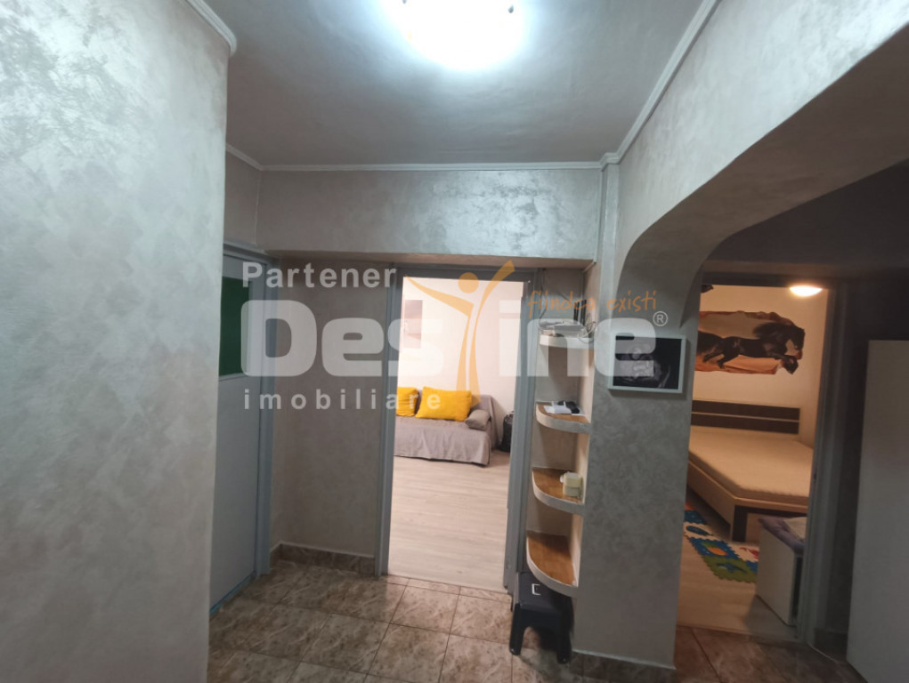Apartament 3 camere, decomandat, metrou Dristor2