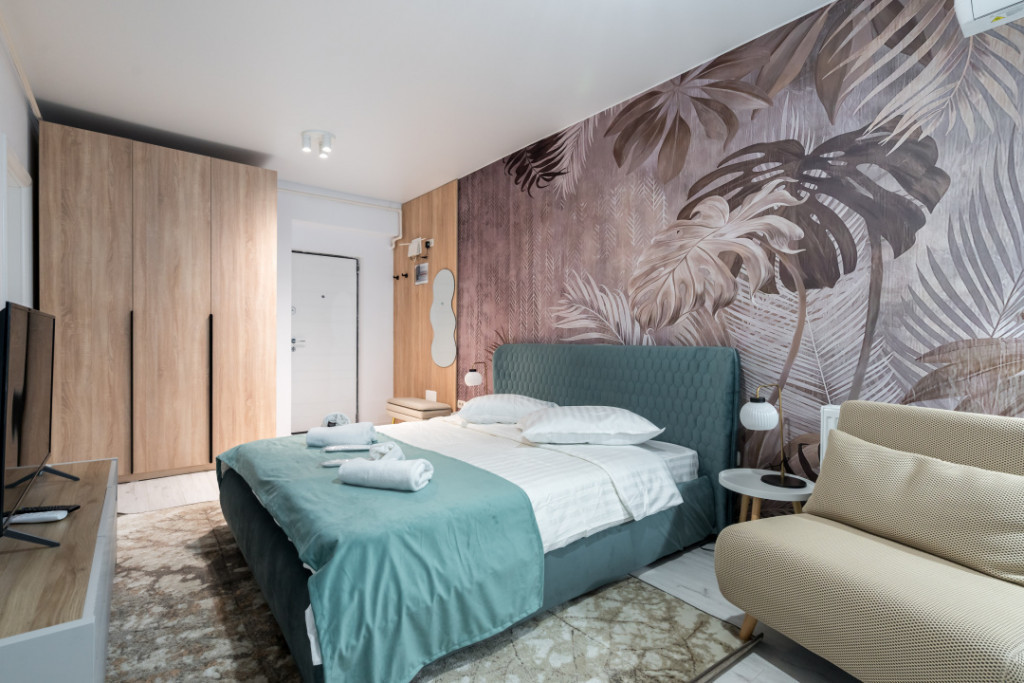 Central Address - mobilat și utilat designer - prima inchir