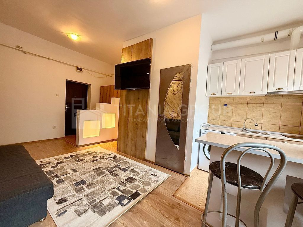 Garsoniera modernă, mobilată și utilată - lângă Afi...