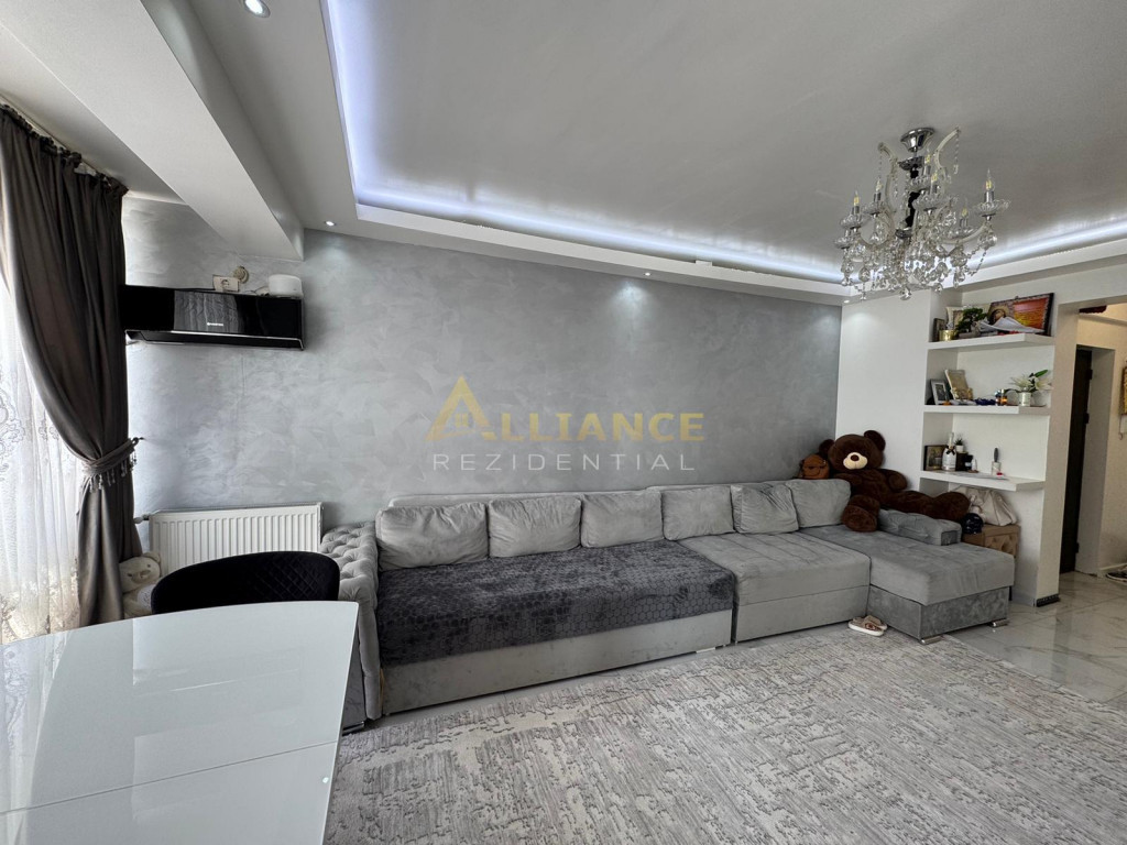 Young Residence 2 cam 64 mp la 10 min metrou