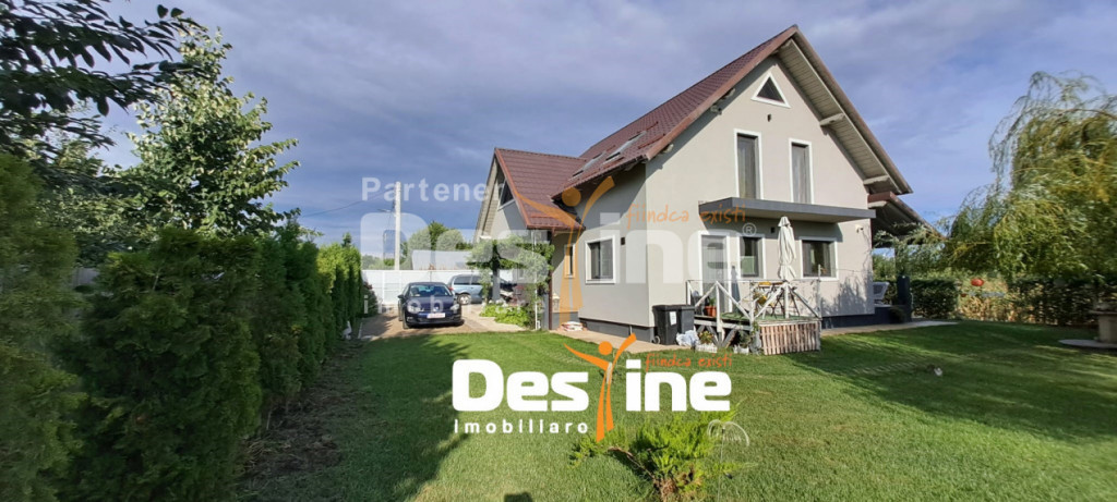 CENTRU MIROSLAVA, 180mp utili, 1000 mp teren, 299,990 EURO