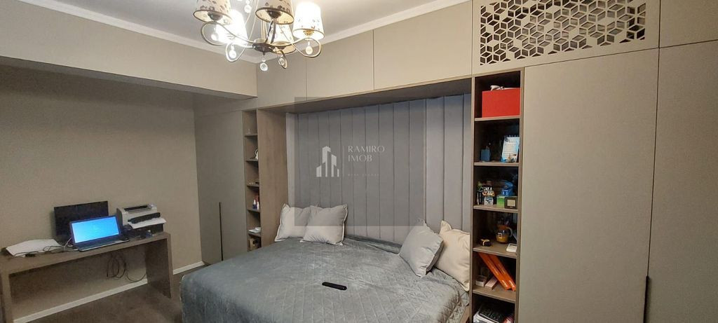 Apartament 2 camere decomandat bloc nou Tita/Ozana