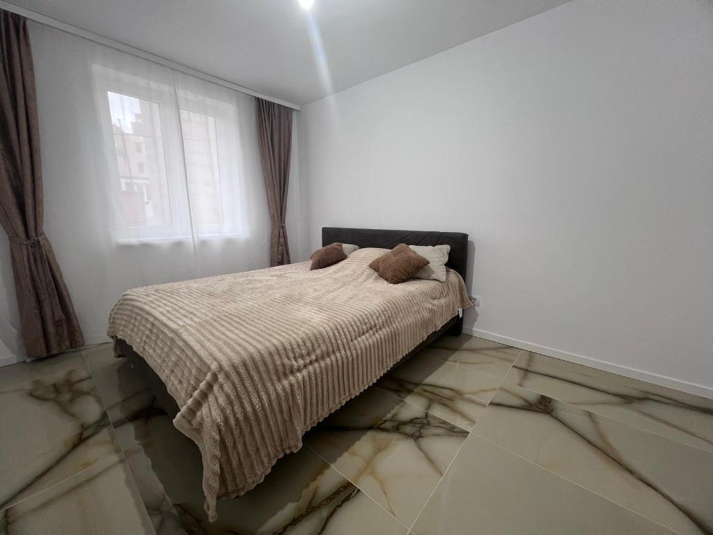 Apartament 2 camere, zona Deva Mall – Piata agroalimentara