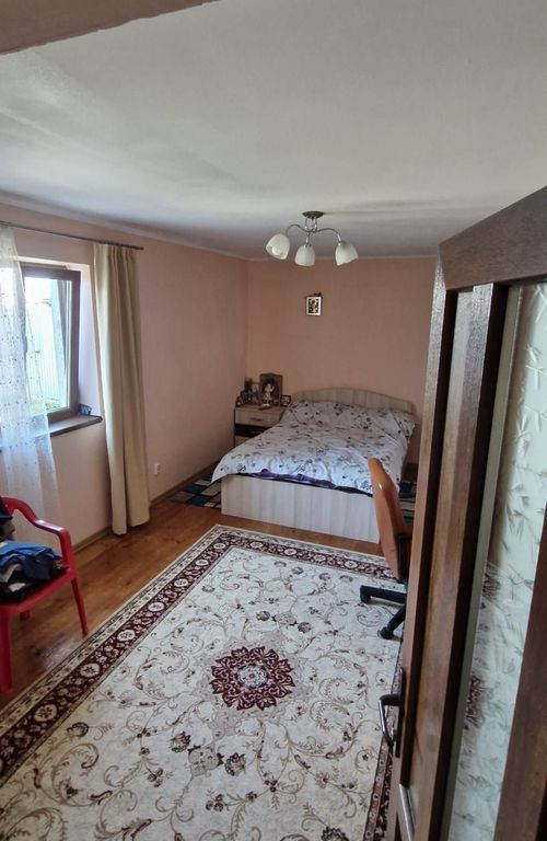 Exclusivitate apartament doua camere plus curte DNCB