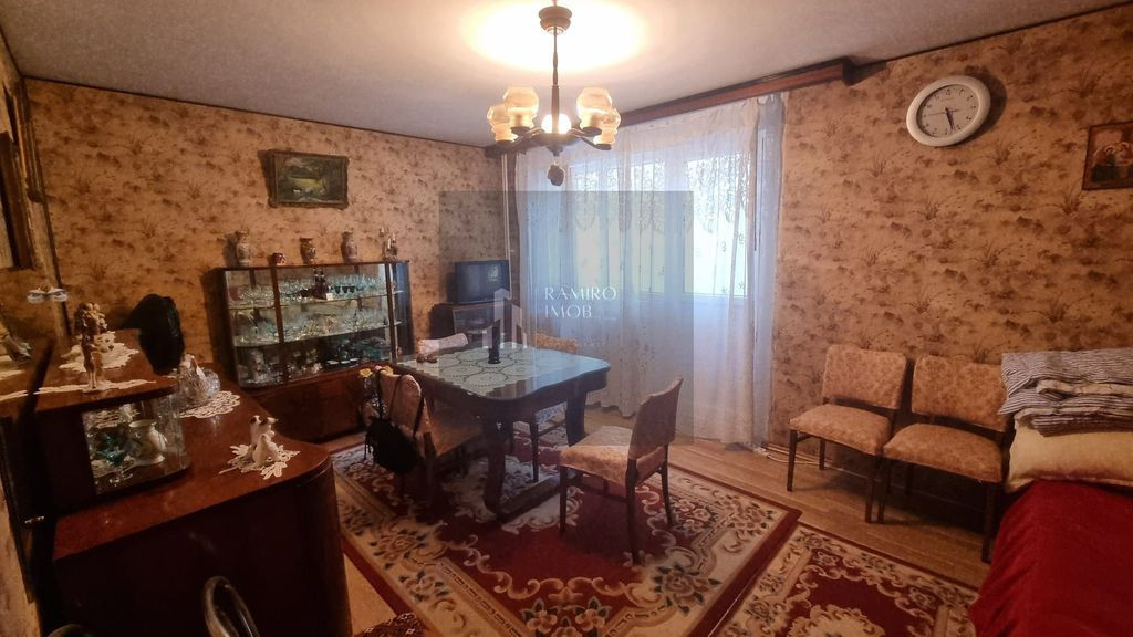 Apartament 4 camere Brancoveanu decomandat