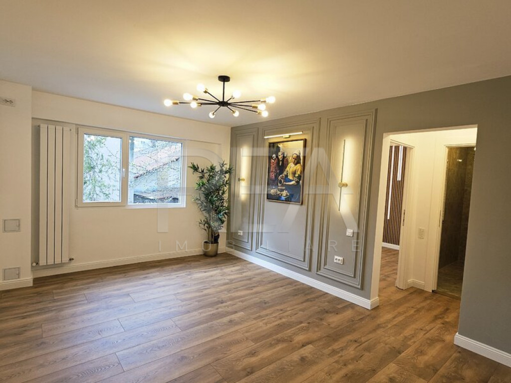 2 camere, renovat, Piata Victoriei