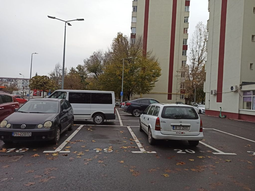 3cam.dec-1baie-disponibil imediat/Bvd Brancoveanu 130-132...