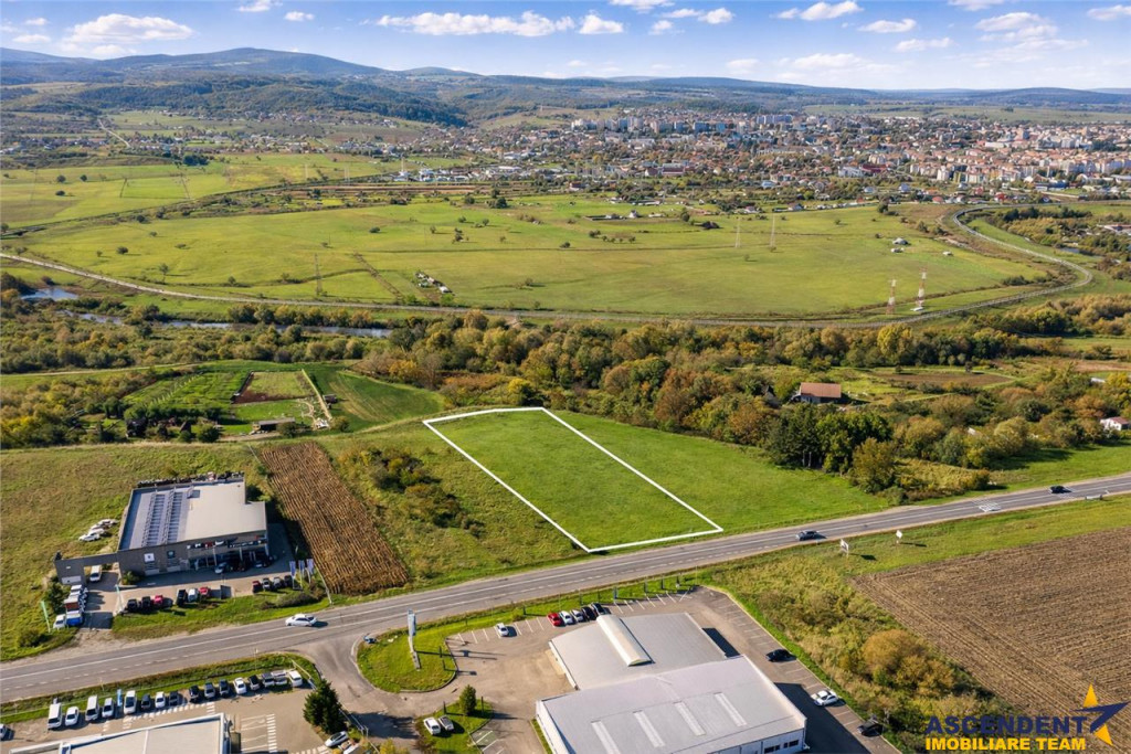 FILM! Teren intravilan industrial, deschidere la DN, Sfantu