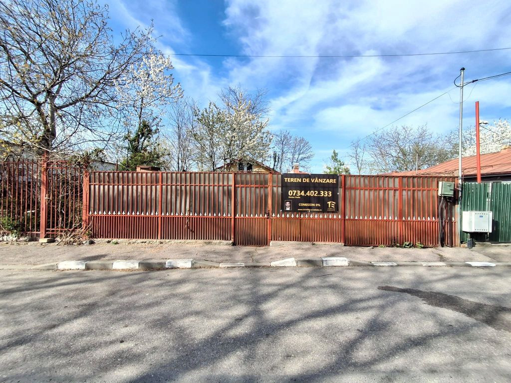 Teren plus Casa cu 2 Camere zona Andronache – Gherghiței